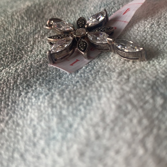 Cross Pendant - Picture 4 of 4